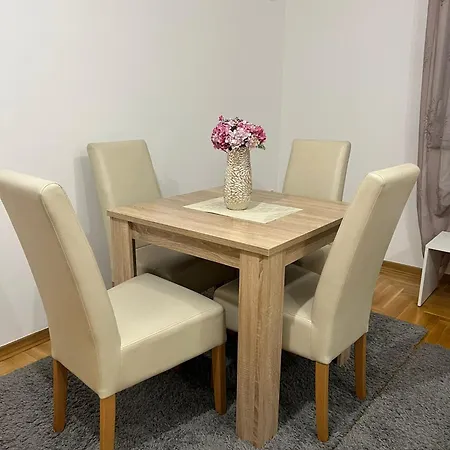 Apartment Db